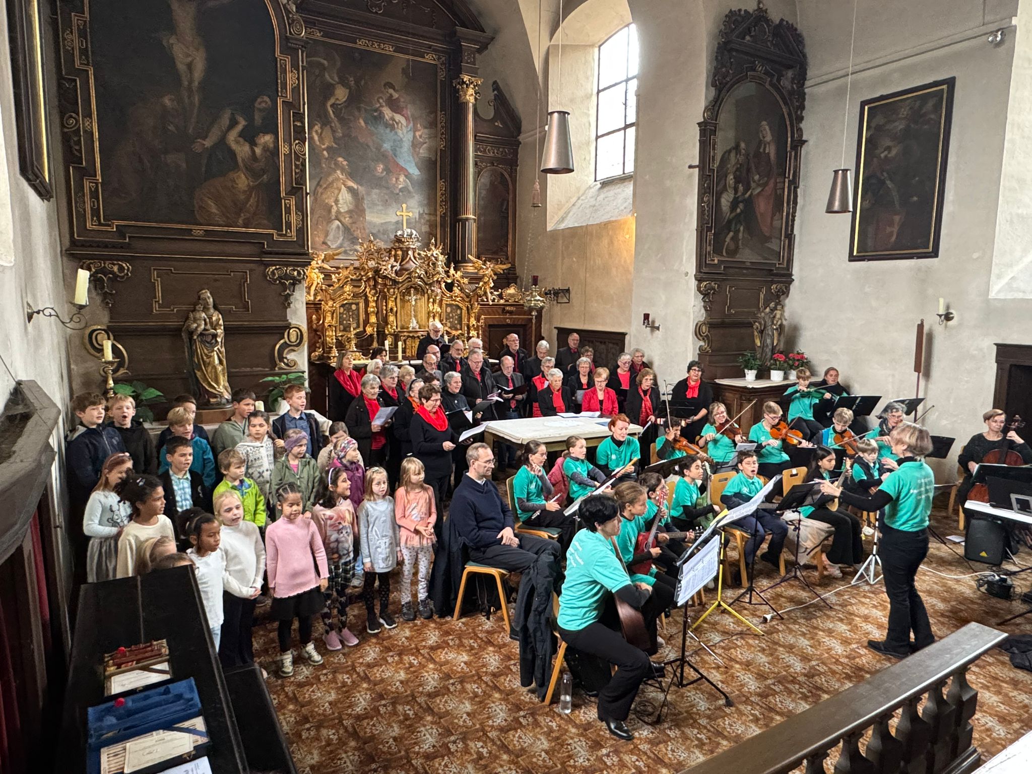 Wir musizieren gemeinsam in der Klosterkirche